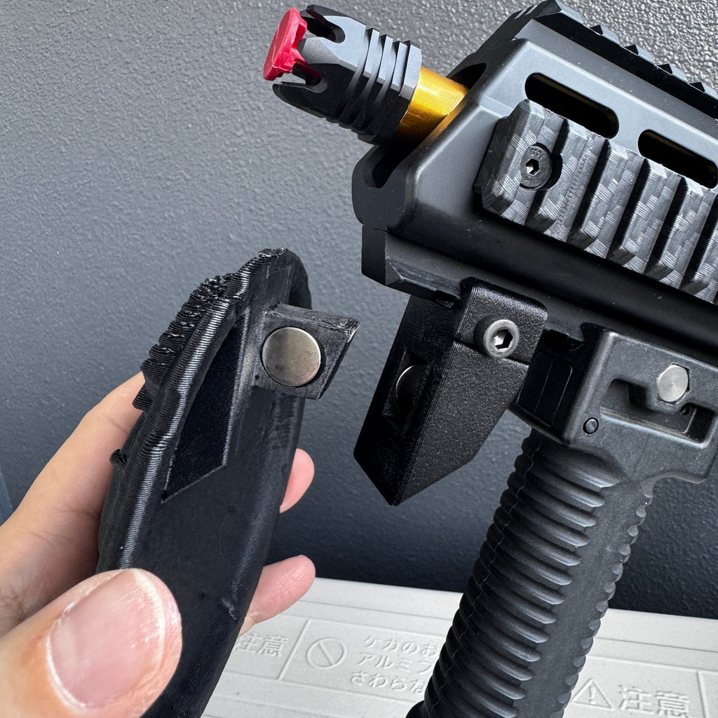 Spartan Shield — Magnetic Forehand Guard for Airsoft | MILIDECO