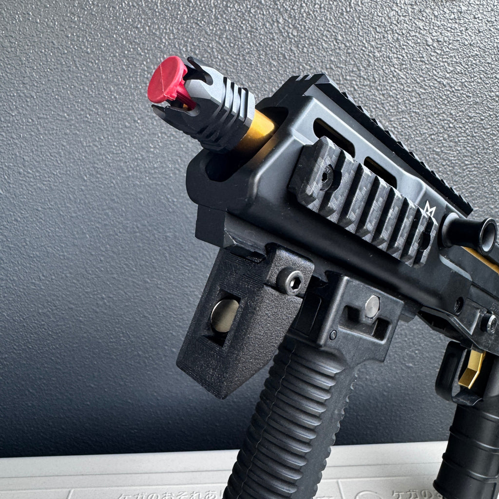 Spartan Shield — Magnetic Forehand Guard for Airsoft | MILIDECO